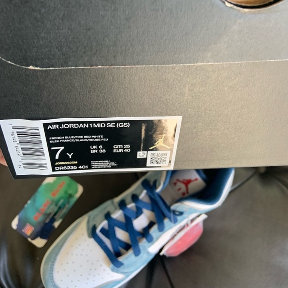 Jordan 1 Mid SE — FRENCH BLUE LIGHT STEEL (GS) - Picture 11 of 12